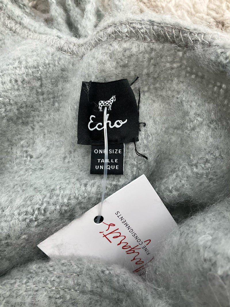 Echo Gray Fringe Pre-Owned Ladies Wrap - One Size Fits Most