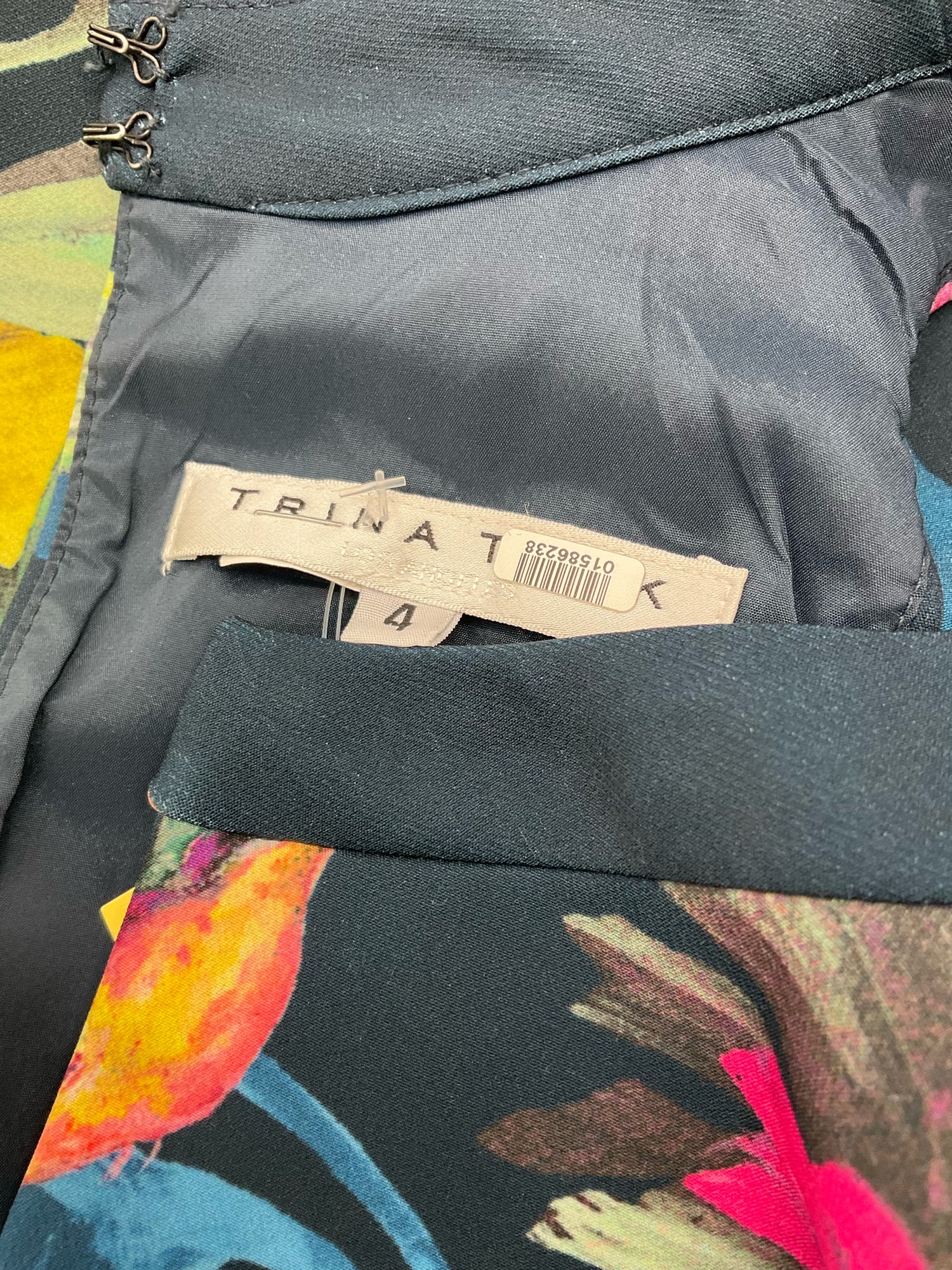 Trina Turk Navy/Multi Floral Pre-Owned Ladies Dress - Size 4