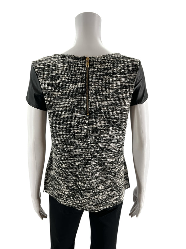 White House Black Market Black Pre-Owned Ladies Top - Size XS