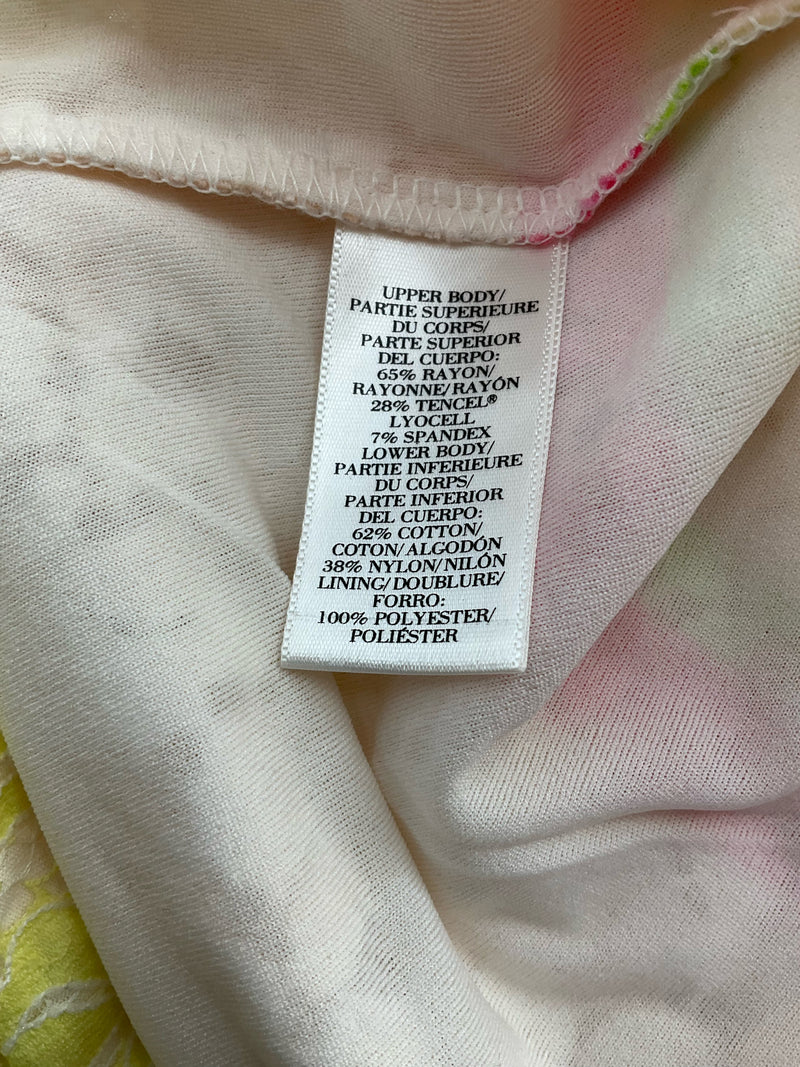 Ann Taylor Cream/Pink/Yellow Floral Pre-Owned Ladies Top - Size Medium
