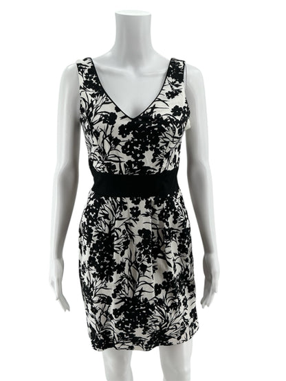 B Smart White/Black Floral Dress Size 6