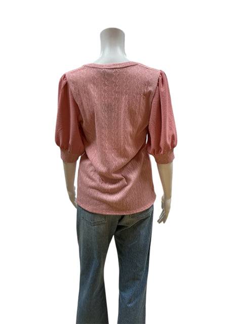 Gibson Look Top Size Small - Margaret’s Fine Consignment