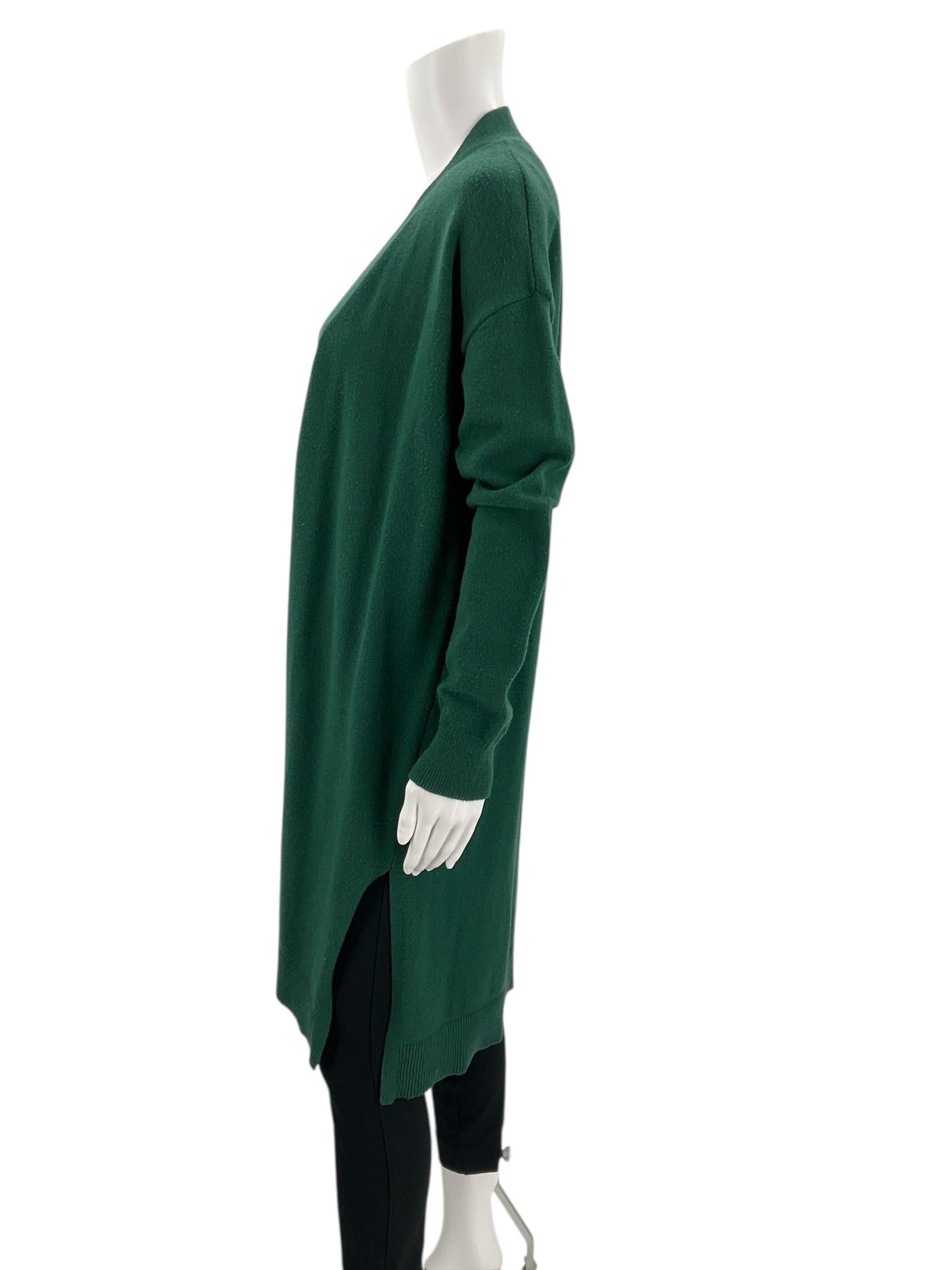 Ann Taylor Green Solid Shrug - Size Medium