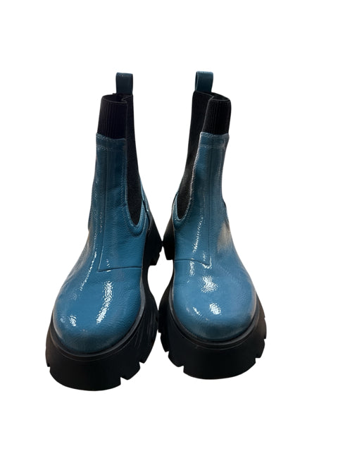 Circus by Sam Edelman Darielle Teal Lug Sole Chelsea Boots | Size 7