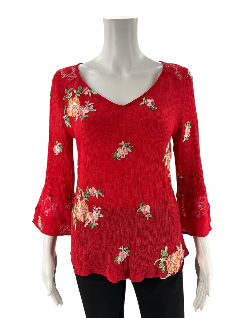 Fig & Flower Red/Multi Embroidered Pre-Owned Ladies Top - Size Small