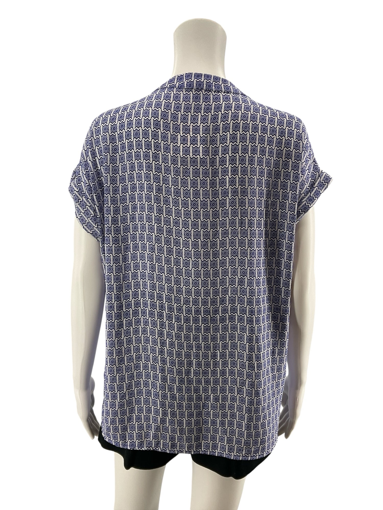 Pleione Geometric Print V-Neck Roll Tab Sleeve Blouse Top Size Medium