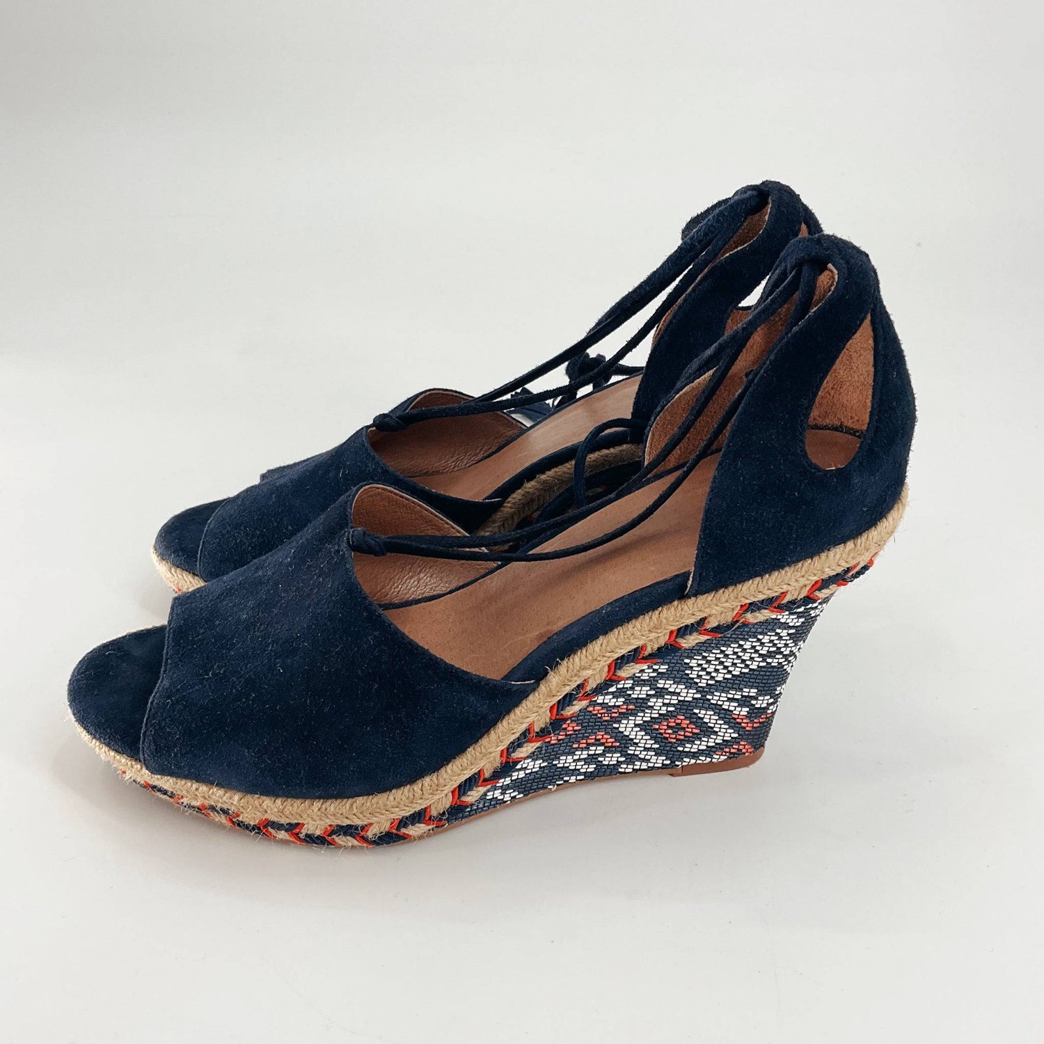 Cabi Sandals Size 8 - Margaret’s Fine Consignment