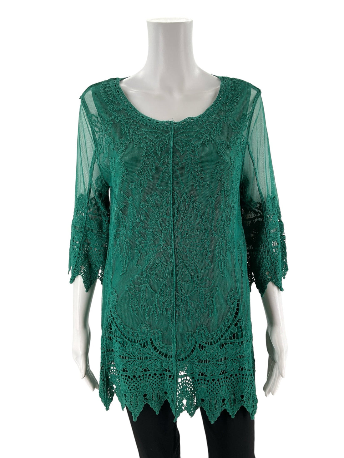 Ultra Pink pre-owned ladies tunic in pink with green lace, featuring bell sleeves and a bohemian style, size medium.