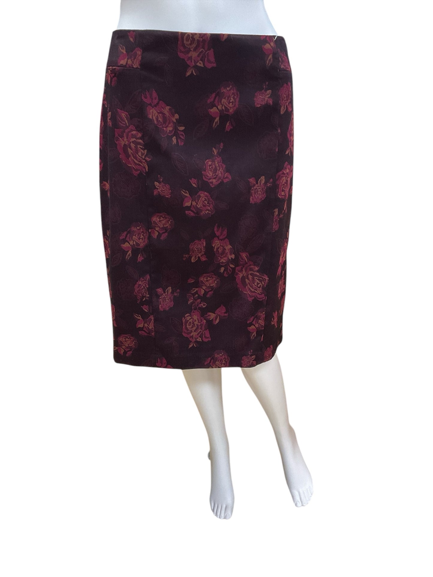 White House Black Market Size 8 Plum Roses Pre-Owned Skirt - Ladies