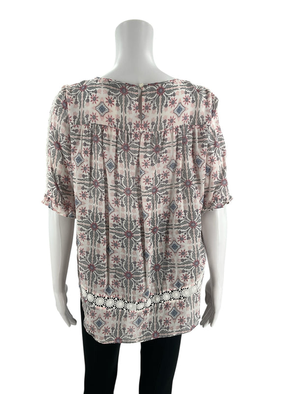 Loft Pink/Multi Print Pre-Owned Ladies Top - Size XS - Margaret’s Fine Consignment