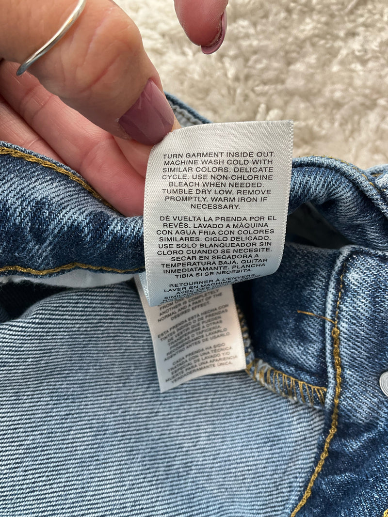 Kensie Blue Solid Pre-Owned Ladies Jeans - Size 6
