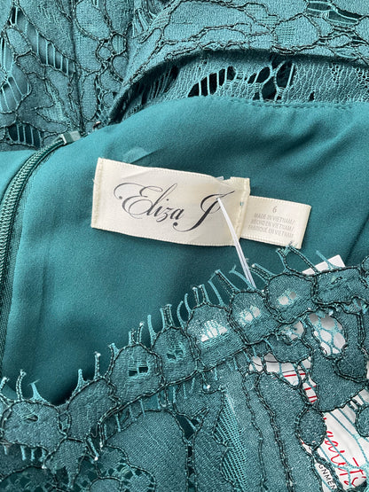 Eliza J Emerald Lace Pre-Owned Ladies Dress - Size 6