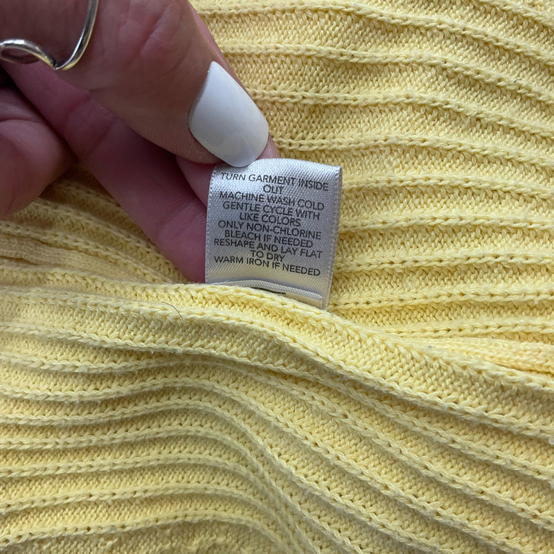Christopher & Banks Yellow Textured Pre-Owned Top - Size Small - Margaret’s Fine Consignment
