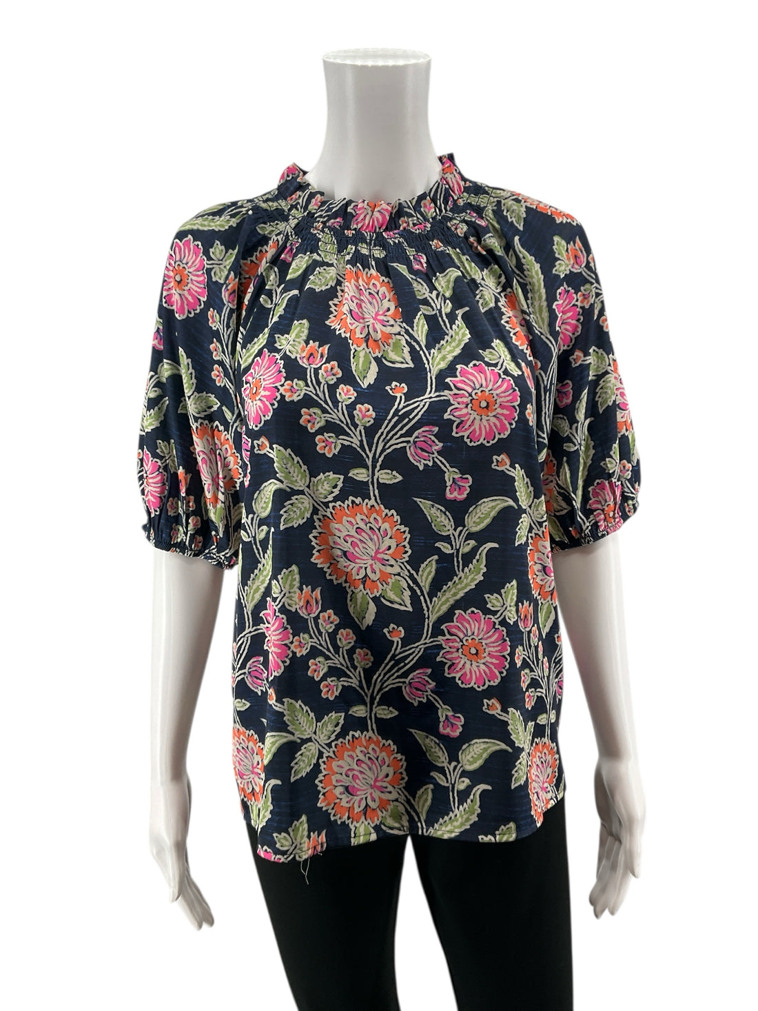 THML NAVY/GREEN/PINK Short Sleeve Navy/Green/Pink Floral Pre-Owned Ladies Casual Top - Size Small - Size S