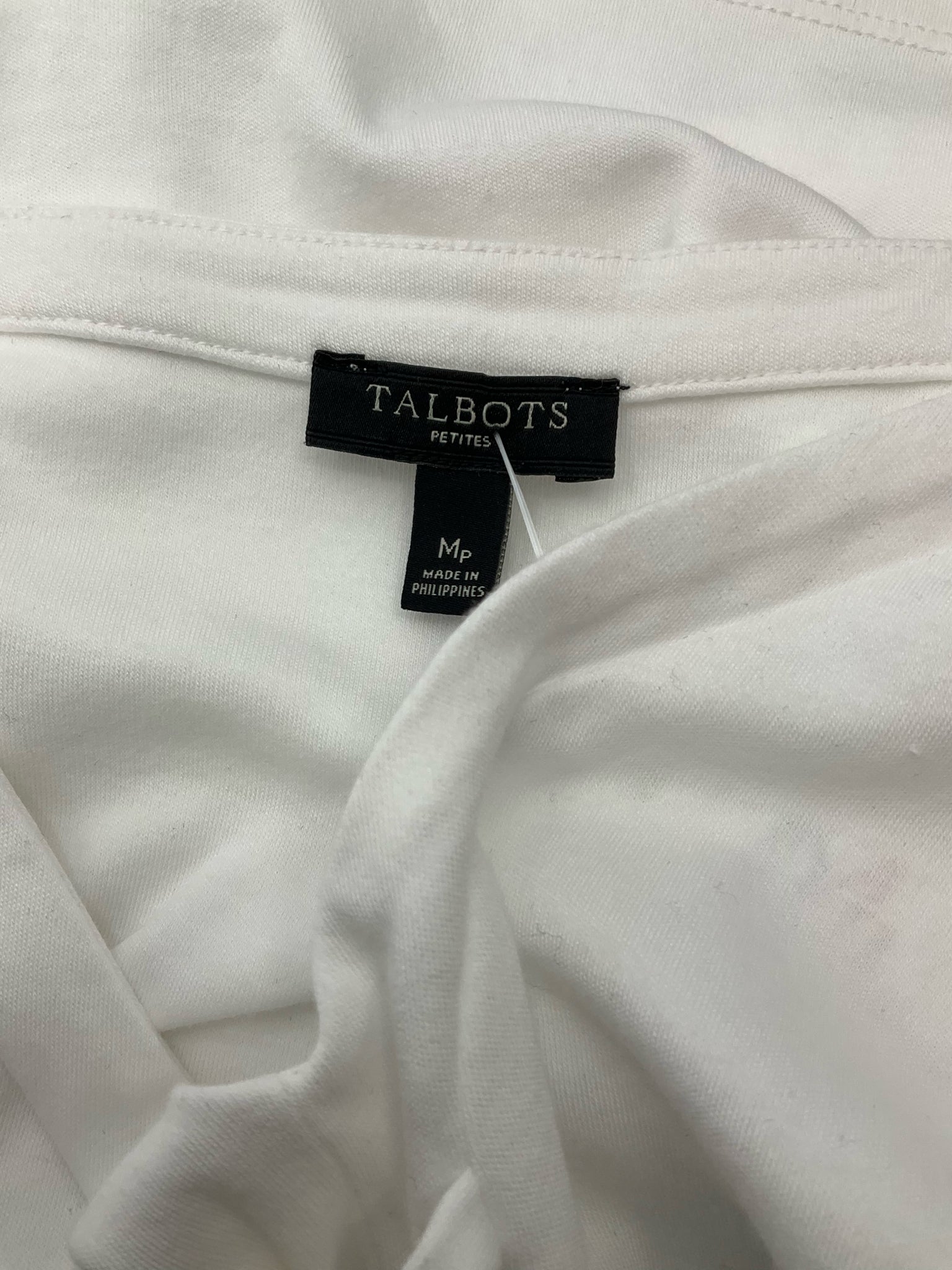 Talbots White Solid Pre-Owned Ladies Casual Top - Size Medium Petite - Margaret’s Fine Consignment