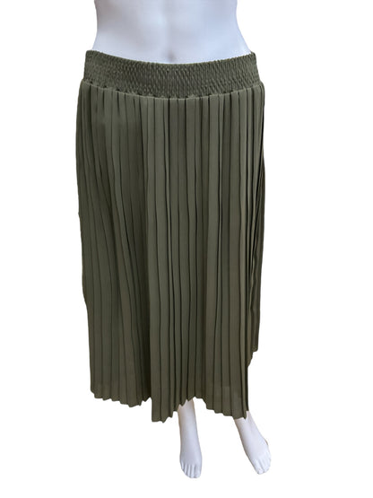 WhoWhatWear Size S Olive Pleated Skirt