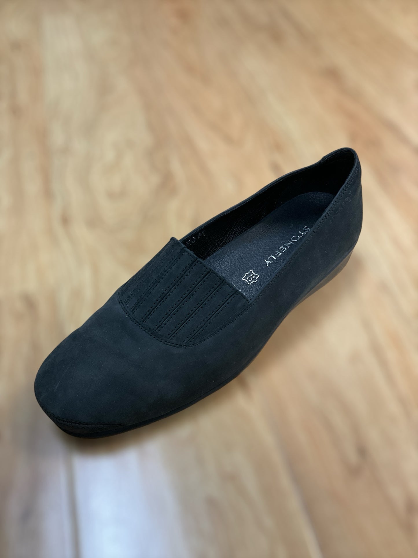 stonefly Shoe Size 10/10.5 Black Solid Slip on