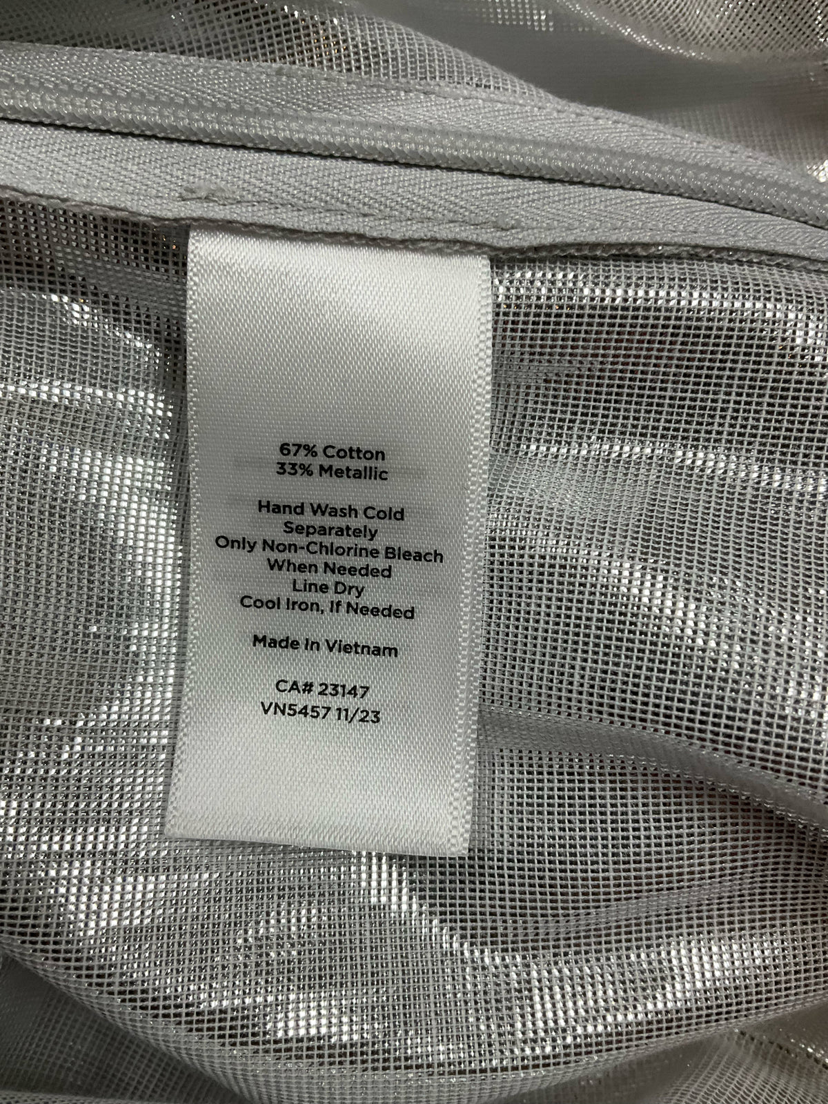 Talbots Metallic Halter Neck Shell Top Silver Size 6 - ONLINE ONLY