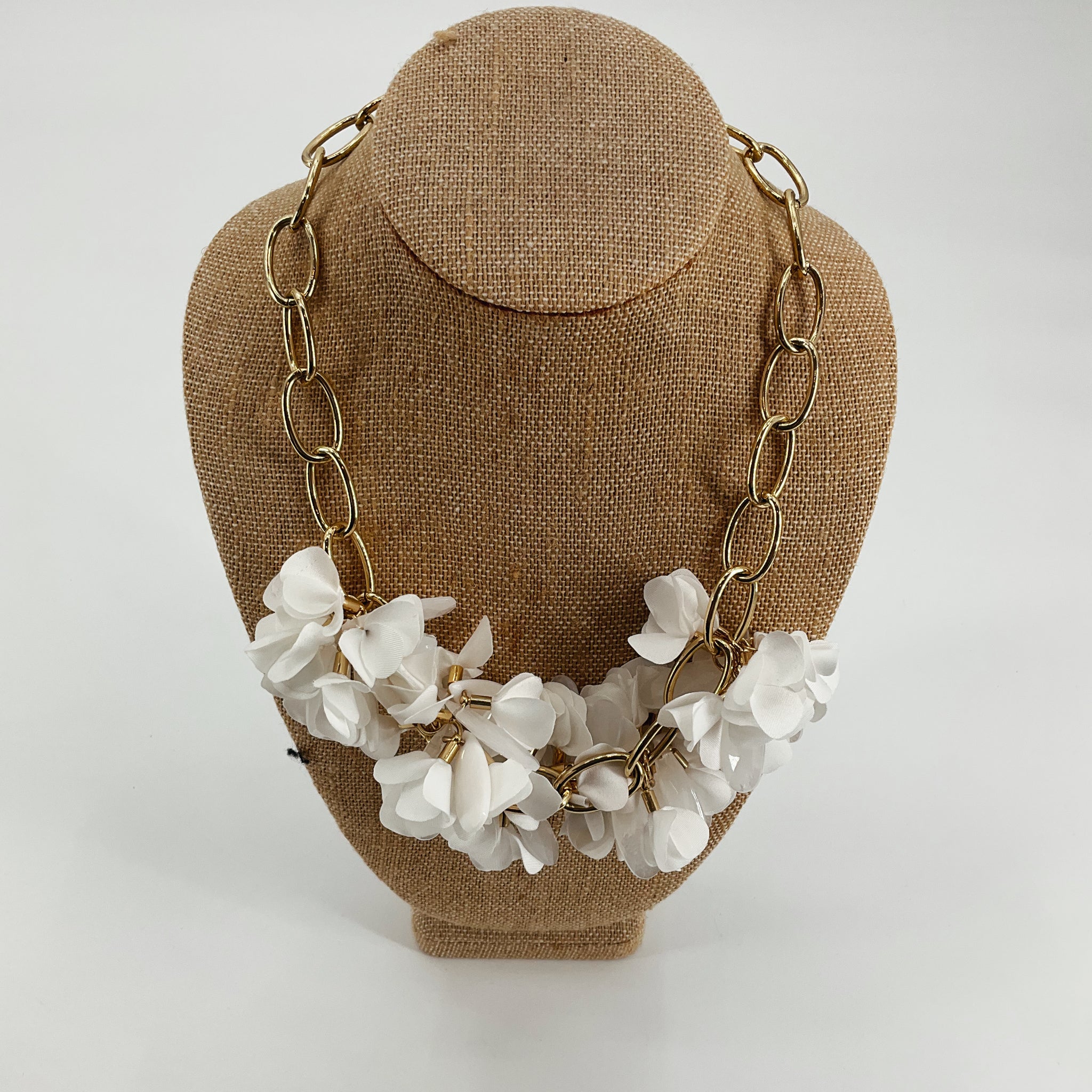 Talbots White &amp; Gold Fabric Floral Statement Necklace