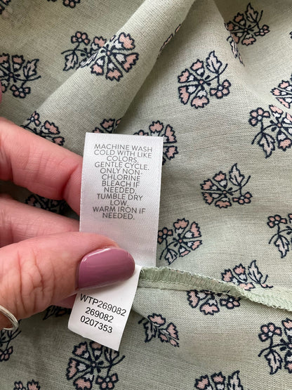 J Jill Green Floral Pre-Owned Ladies Top - Size XS Petite - Margaret’s Fine Consignment