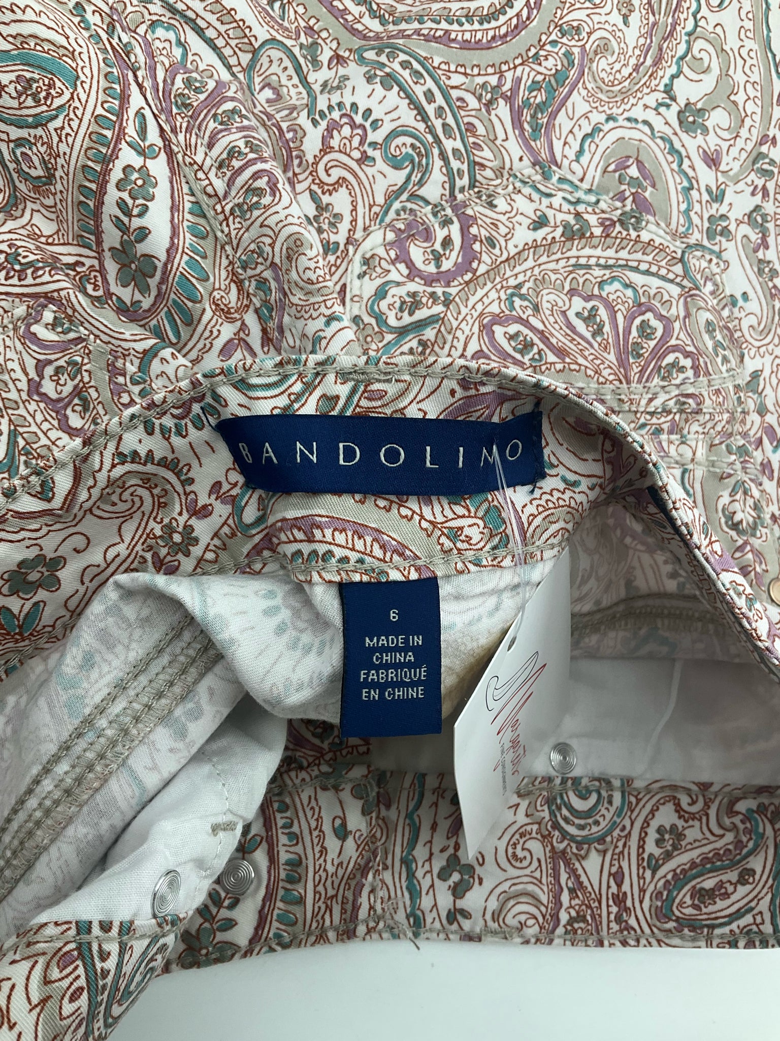 Bandolino Missy Floral Stretch Cotton Shorts Size 6