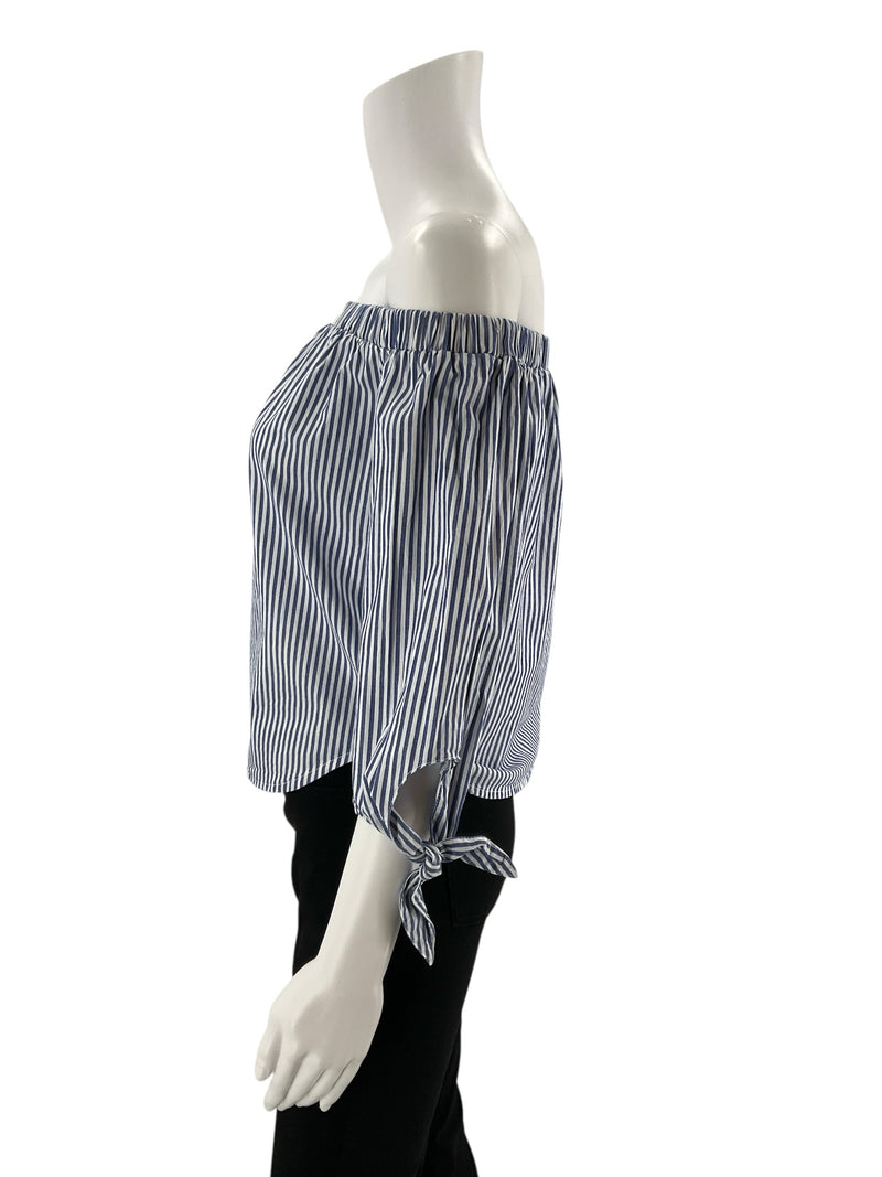Love Fire White/Blue Stripe Pre-Owned Ladies Top - Size Small