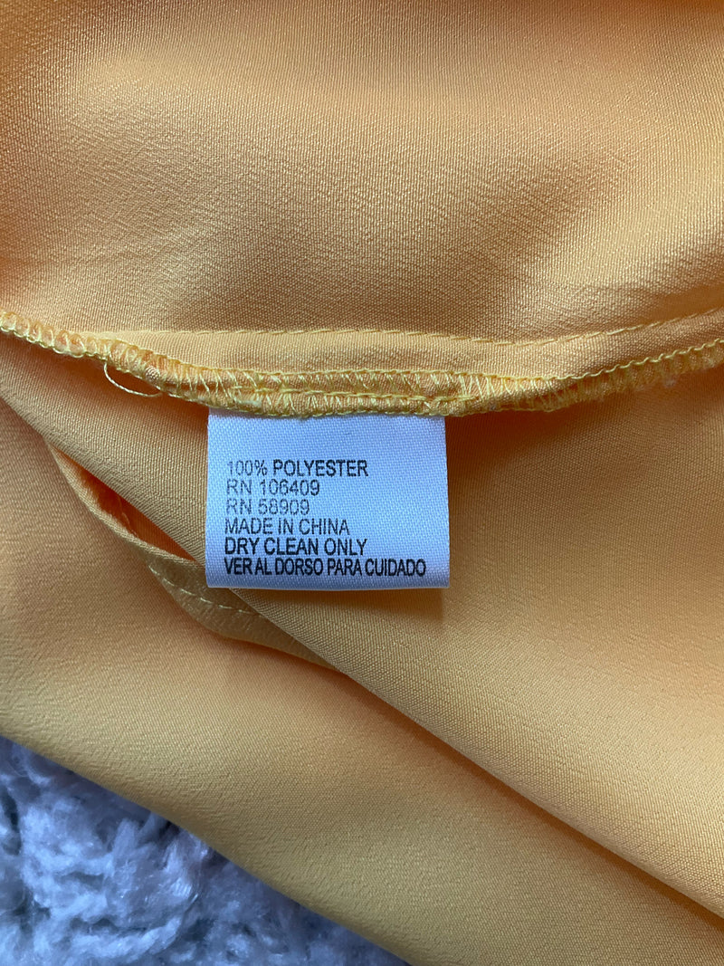 Cremieux Yellow Solid Pre-Owned Ladies Top - Size Small