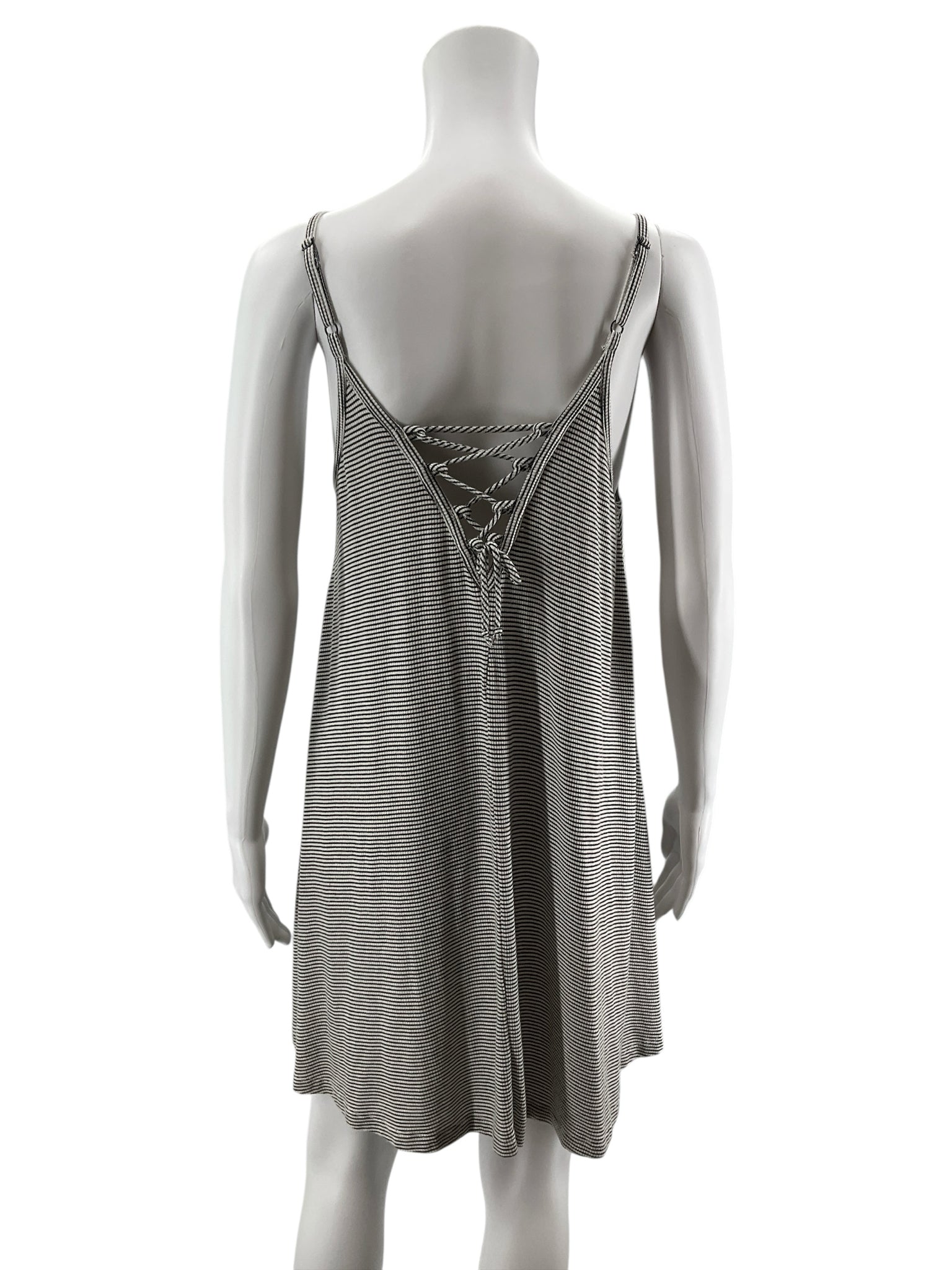 Hem &amp; Thread Black &amp; White Striped Lace-Up Back Swing Dress Size Medium