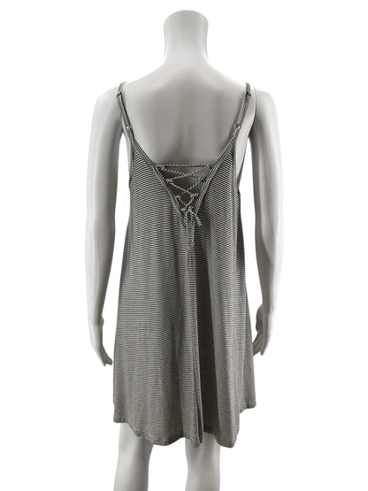 Hem &amp; Thread Black &amp; White Striped Lace-Up Back Swing Dress Size Medium