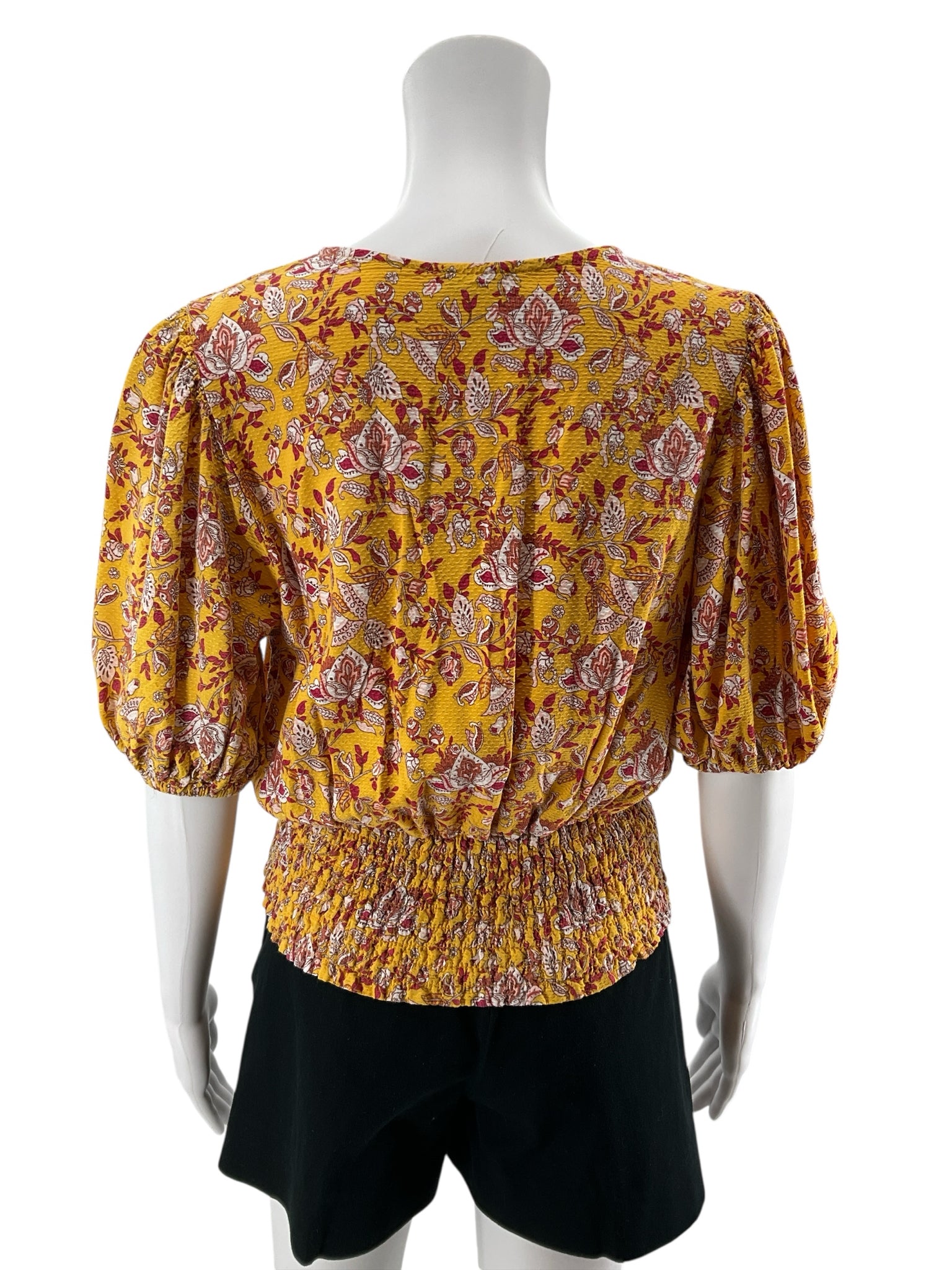 Cupcakes &amp; Cashmere Payson Floral Smocked Waist Blouse Top Size Medium