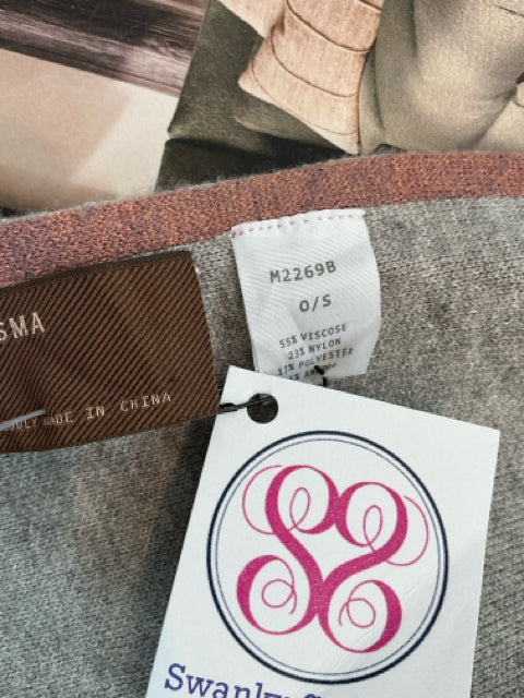 Kerisma Hayden Reversible Poncho Wrap Shrug NWT One Size Mauve Gray Cashmere Blend
