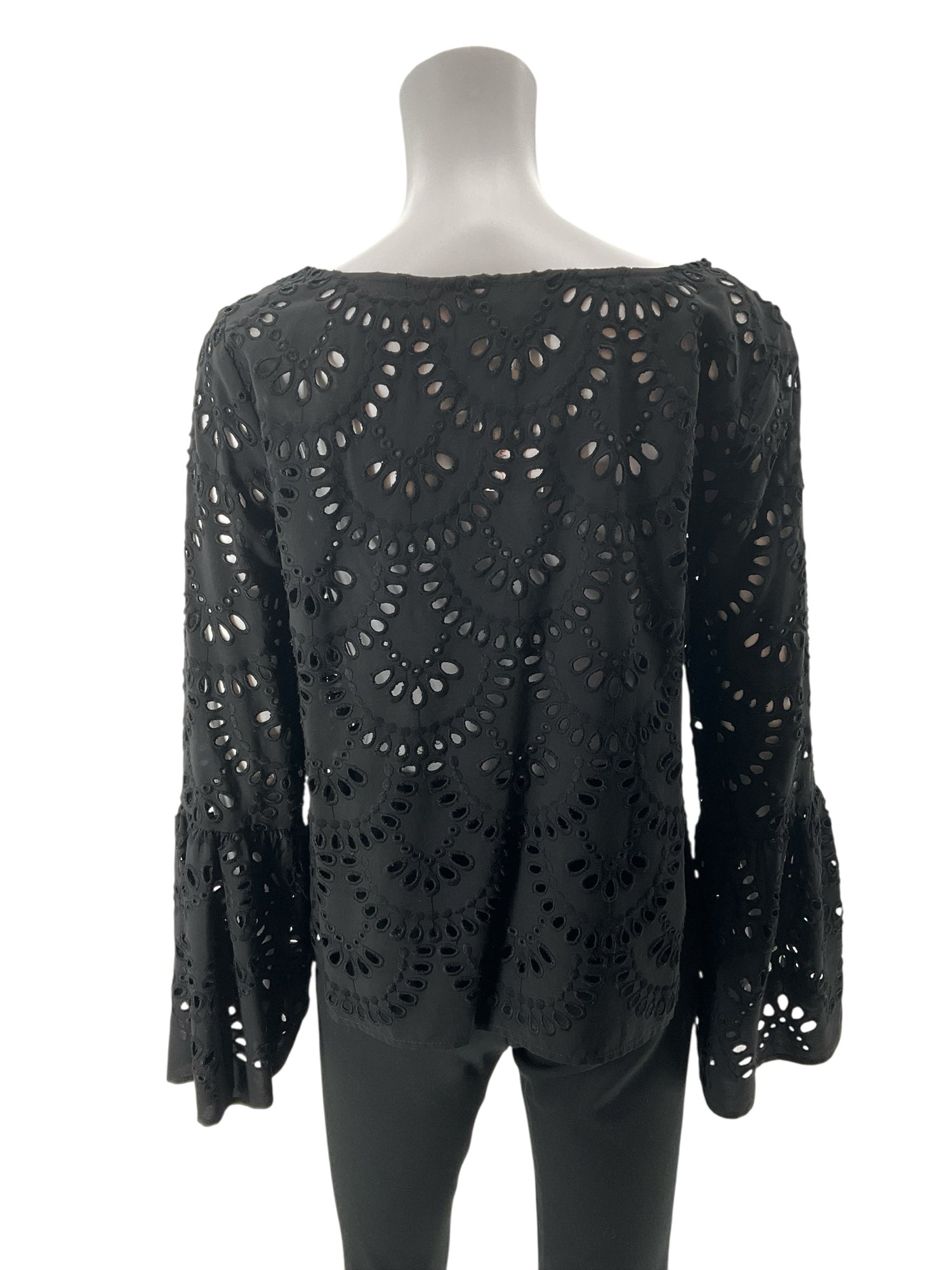 Karen Kane Eyelet Tiered Bell Sleeve Top Black Size Small