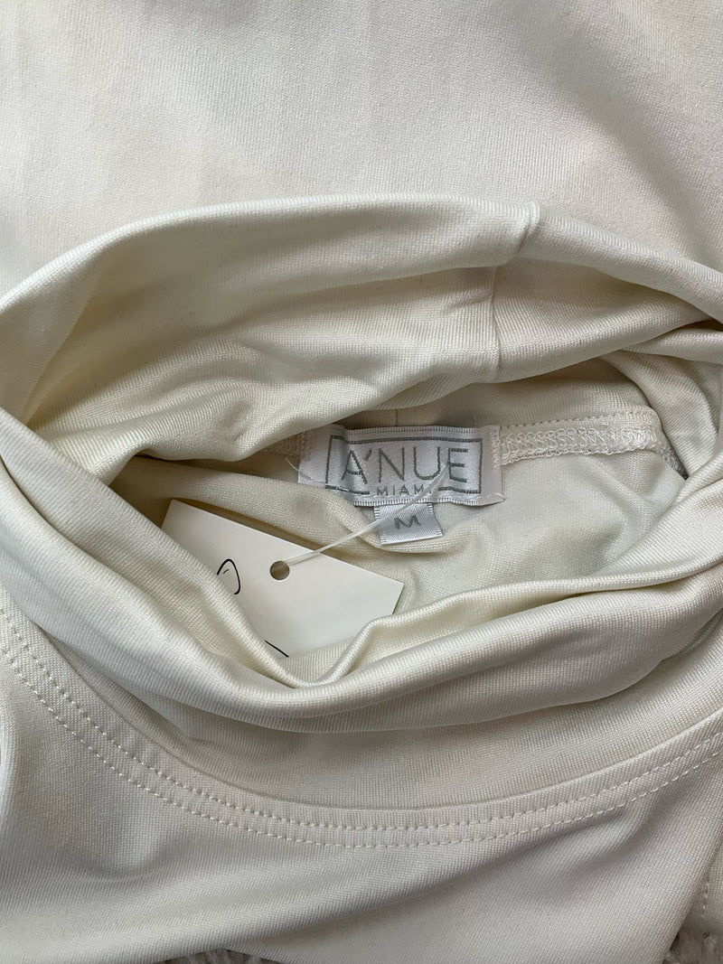A'NUE Cream Solid Pre-Owned Ladies Top - Size Medium