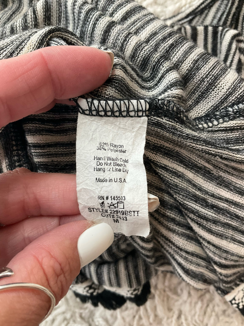 W5 Black/White Stripe Pre-Owned Ladies Top - Size Medium - Margaret’s Fine Consignment
