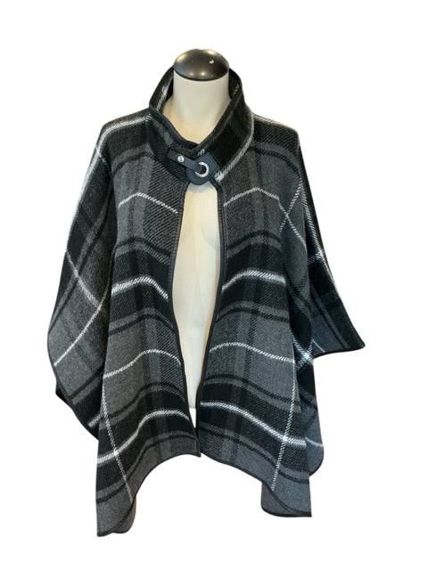Lucky Belle Poncho Size One Size Fits Most - Margaret’s Fine Consignment