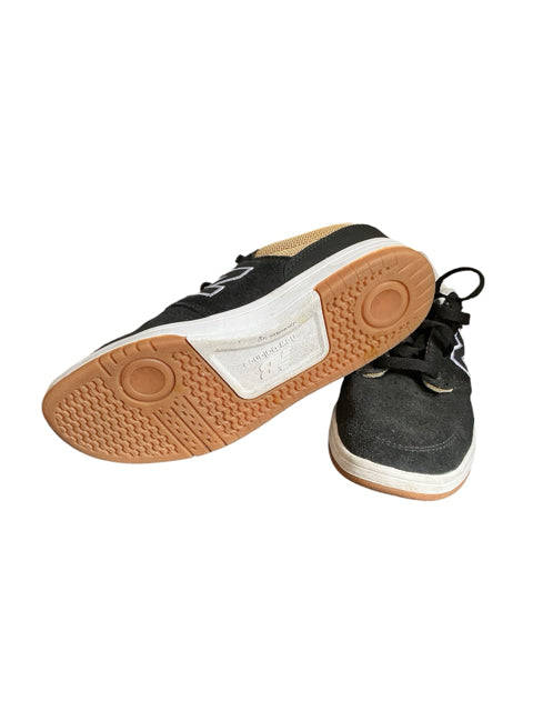 New Balance 400 Suede Skate Sneakers Black Gum Sole | Women&