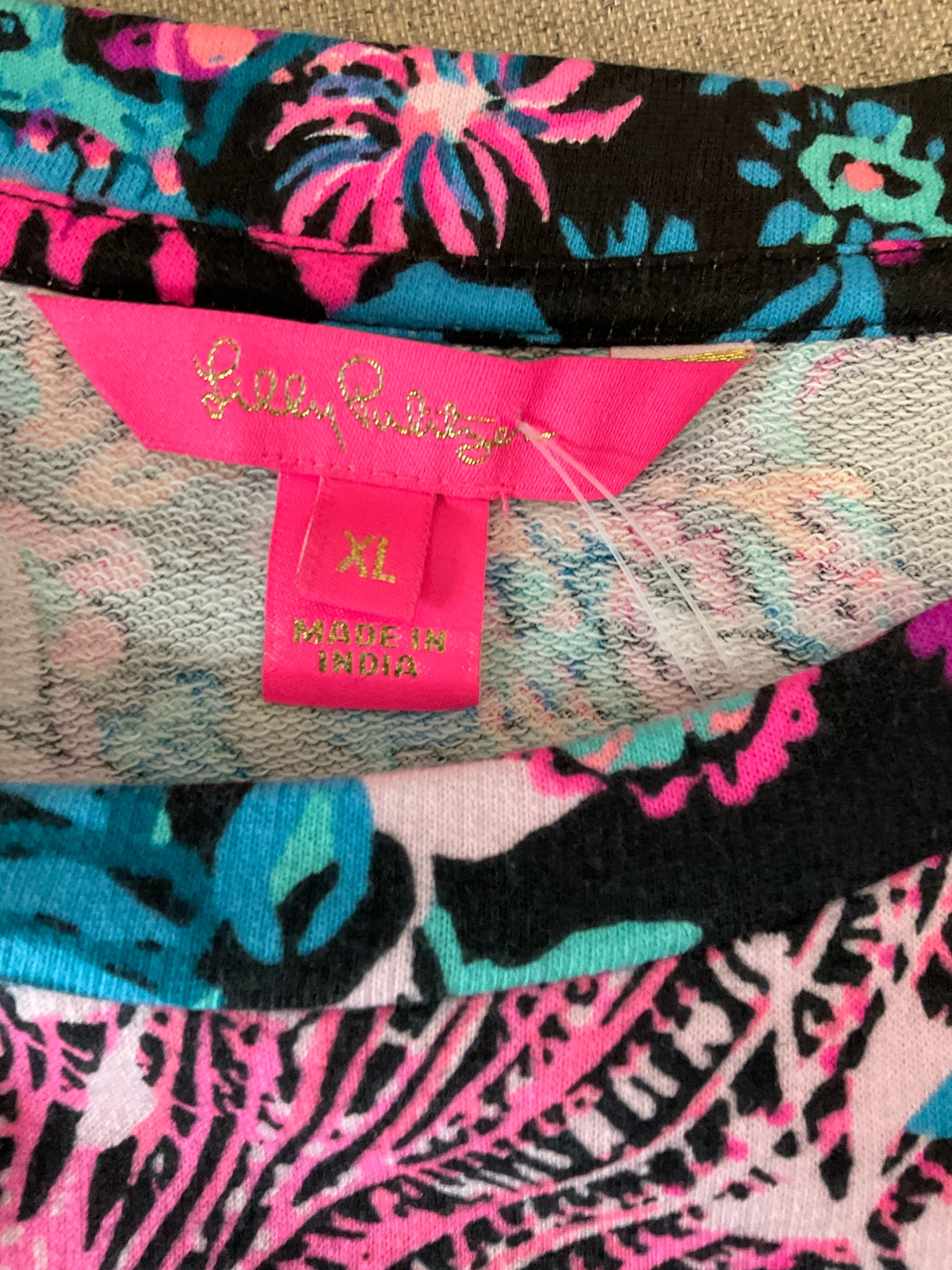 Lilly Pulitzer Jane Top in Shell Me About It Print Black Pink XL