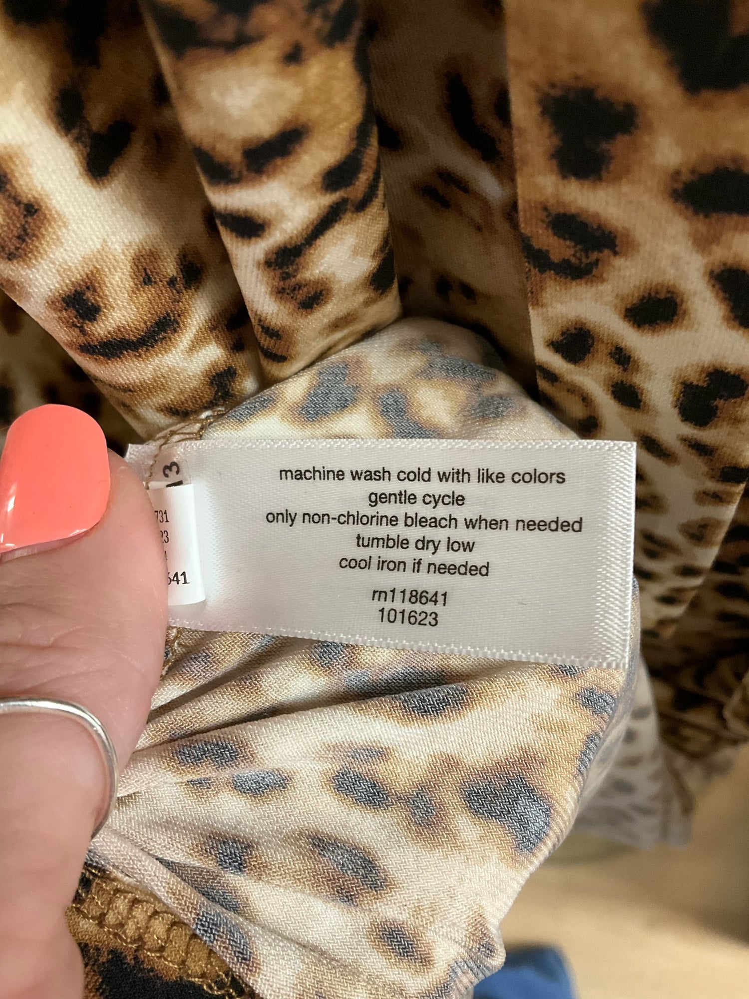 Lane Bryant Size 18/20 Tan/black Animal Pre-Owned Ladies New With Tags Dress Lane Bryant Size 18/20 Tan/black Animal Pre-Owned Ladies New With Tags Dress
