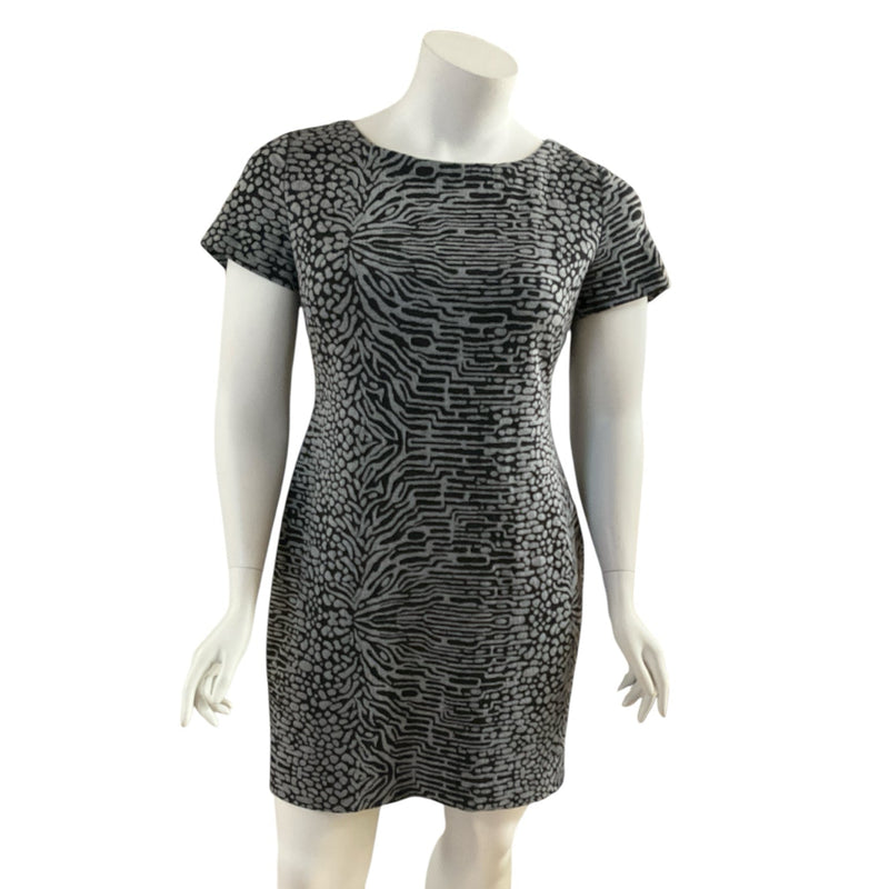 Calvin Klein Gray & Black Optical Print Sheath Dress – Size 16, Excellent Condition - Margaret’s Fine Consignment