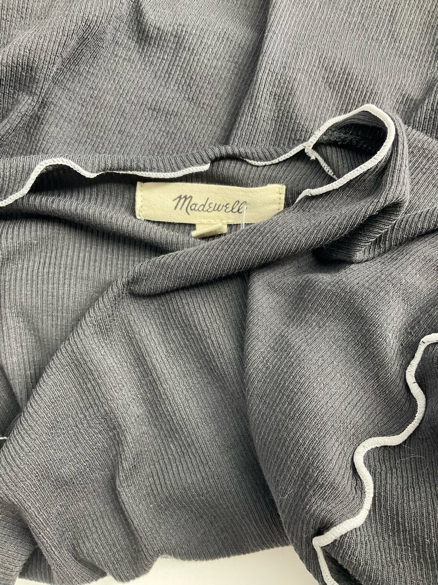 Madewell - Gray Solid Pre-Owned Ladies Casual Top - Size XL