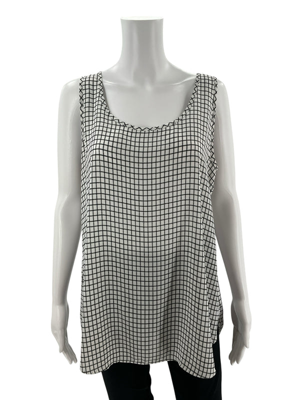 Loft White/Black Checkered Pre-Owned Ladies Top - Size Large Petite