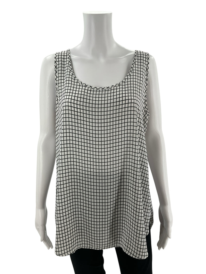 Loft White/Black Checkered Pre-Owned Ladies Top - Size Large Petite
