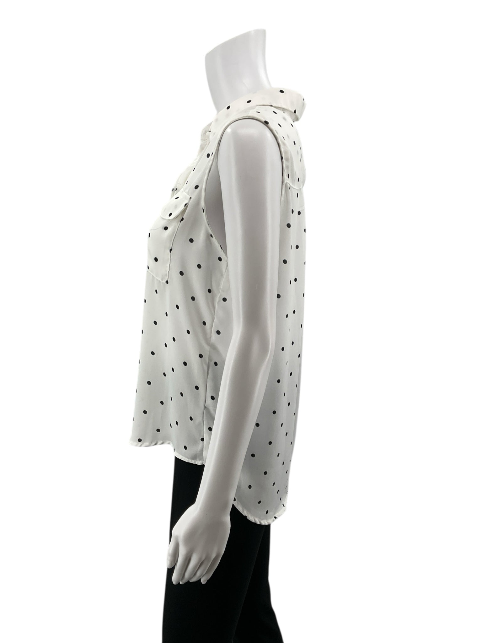 Premise white/black Sleeveless Polka Dot Sleeveless Button-Up Blouse White &amp; Black Size Small - Size S