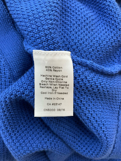 Talbots blue textured ladies tunic top in size medium, featuring a casual and classic preppy style, perfect for layering.