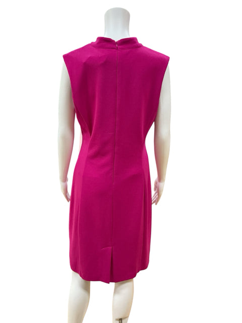 Tahari by Arthur S. Levine Pink Sheath Tahari Size 8 Pink Solid Pre-Owned Ladies Dress - Size 8