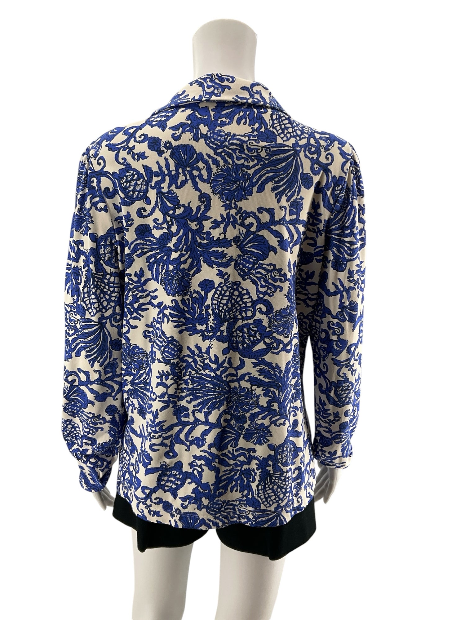 Lilly Pulitzer Size XL blue/white Pre-Owned Ladies Tops