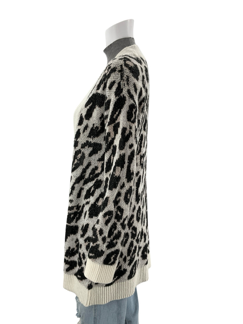 BB Dakota Cream/Black/Pink Animal Pre-Owned Ladies Shrug - Size XS