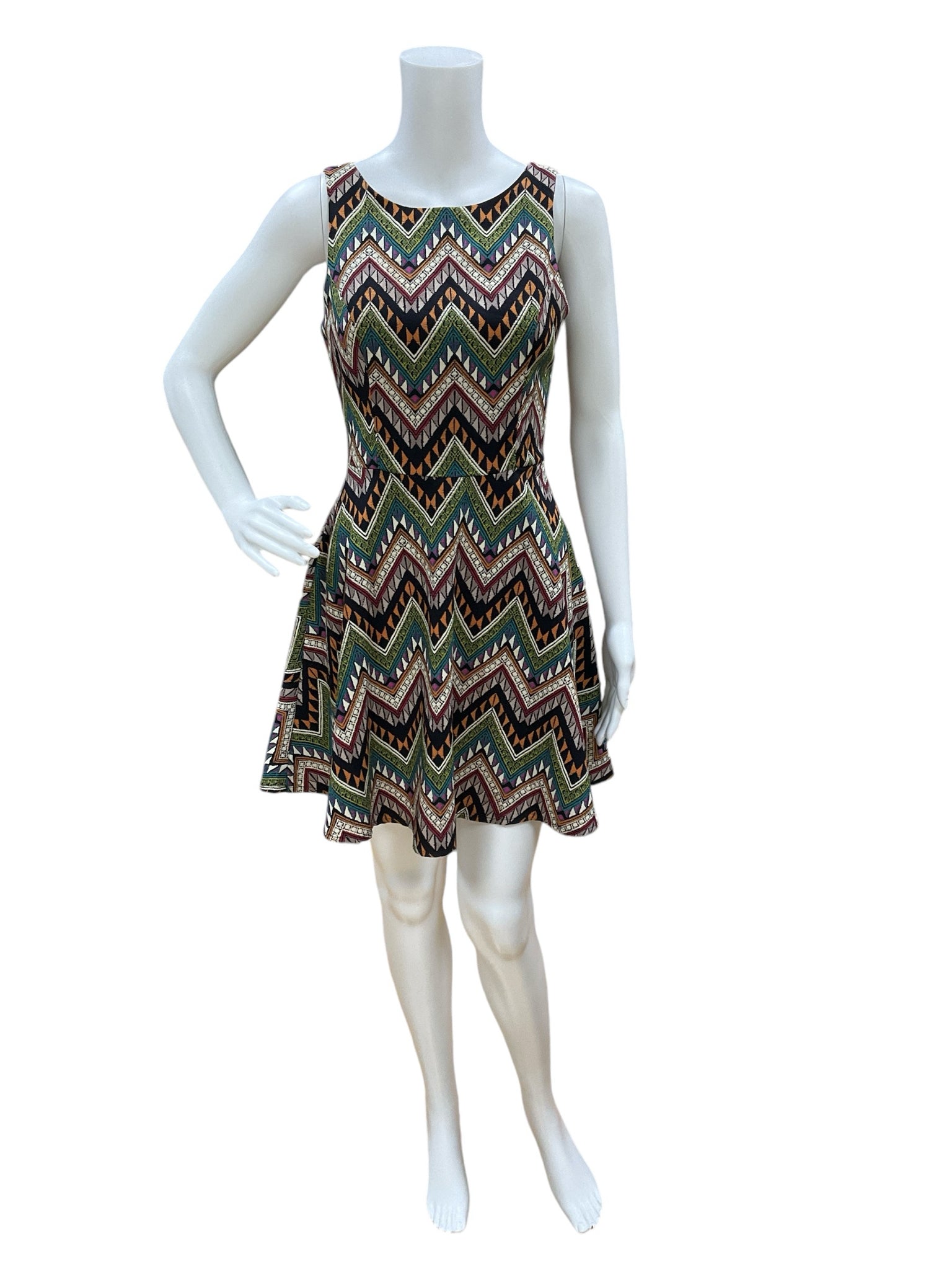 Lush Navy/Multi Chevron Dress Size Small 