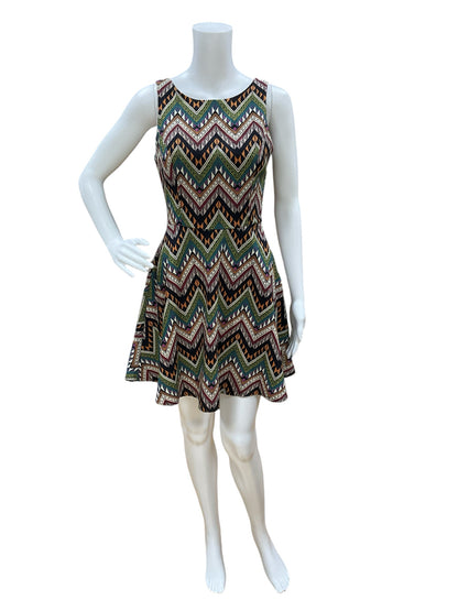 lush Size S navy/multi Chevron Dress