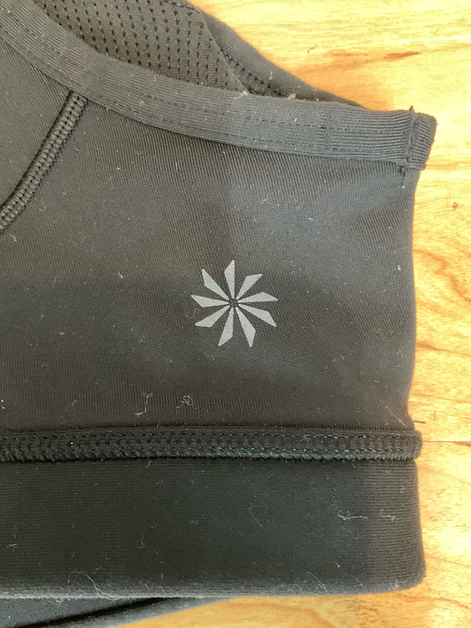 Athleta Glory 2.0 Racerback Cutout Sports Bra Black Size Small